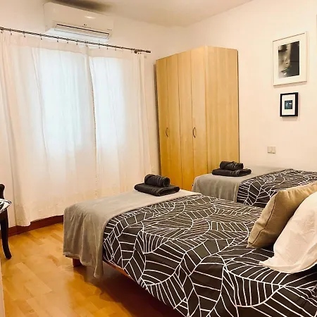 Apartment Casa Viva - Center Of Town And Close To The