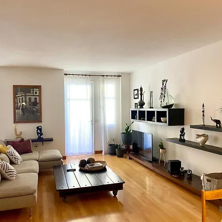 Casa Viva - Center Of Town And Close To The Apartment *